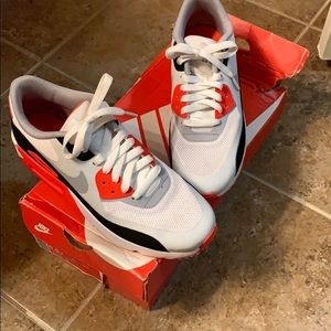 Air Max 90 Ultra 2.0